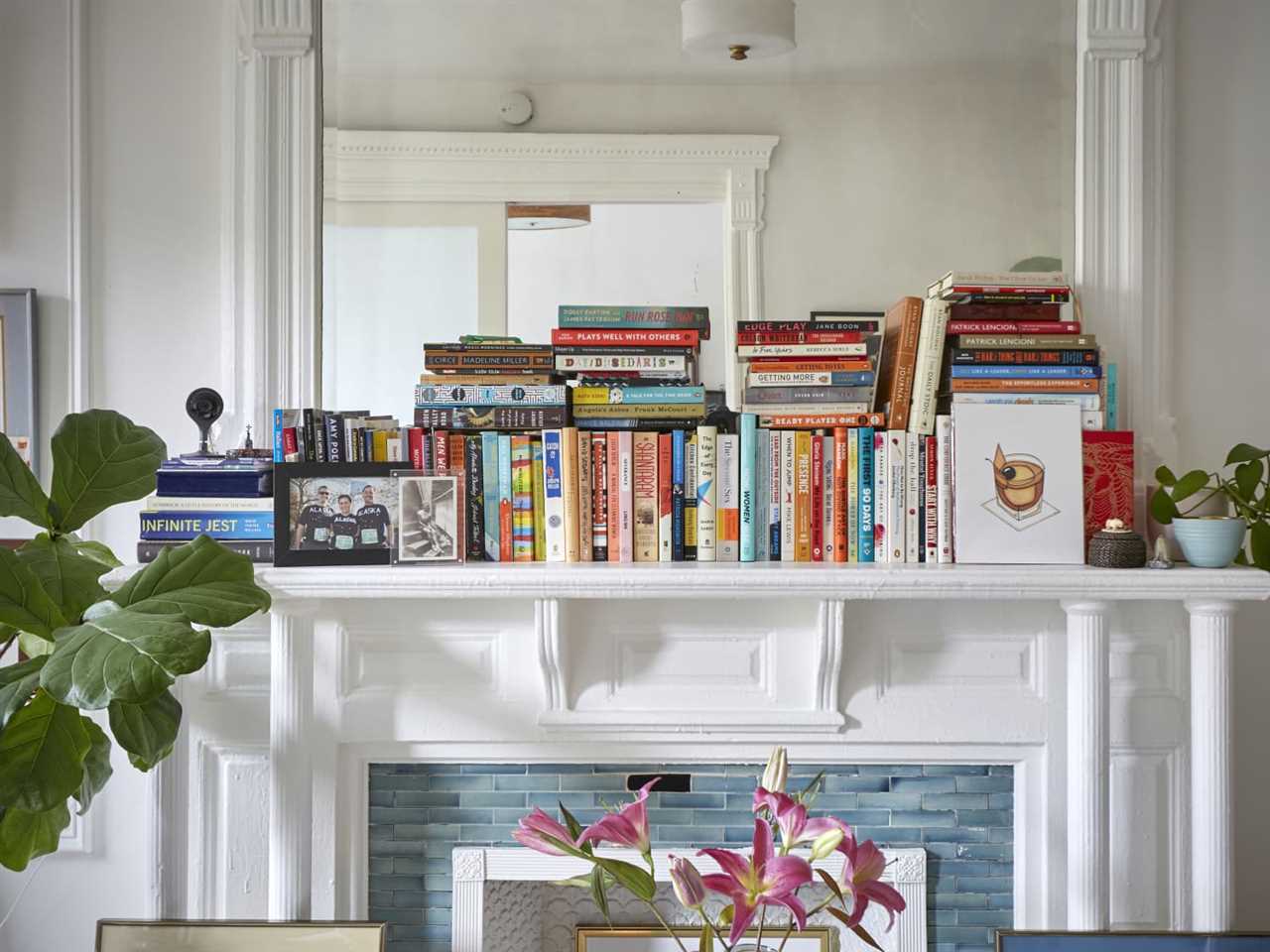 2. Wall-Mounted Bookshelf