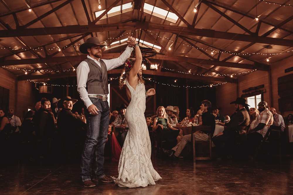 Perfectly Complements a Western-Themed Wedding