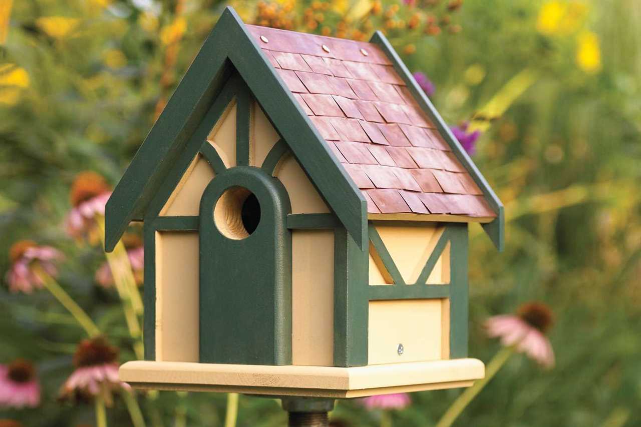 Why Choose Painted Birdhouses?