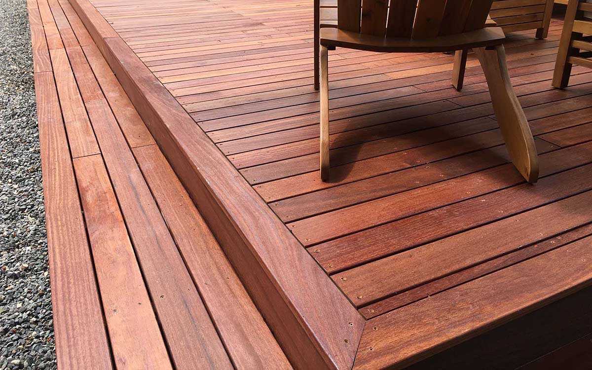 Why Choose a Redwood Deck