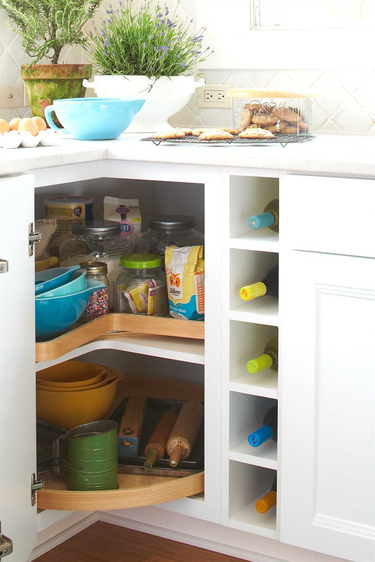 Section 1: Benefits of a Corner Kitchen Shelf