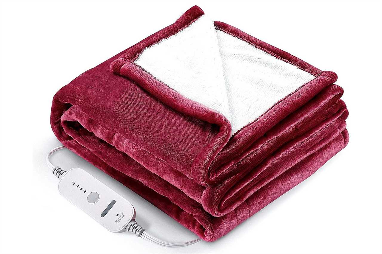 Stay cozy with a heated throw blanket - The ultimate guide