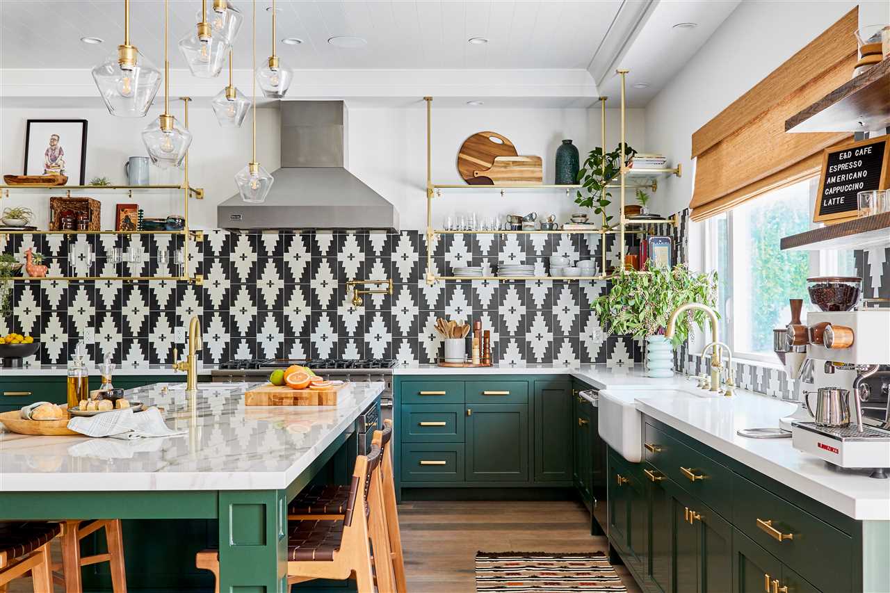 Stove Backsplash Ideas and Inspiration for a Functional and Stylish Kitchen